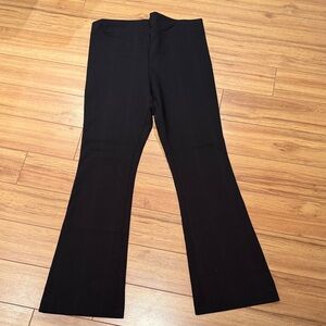 Cadeau Made in Italy Black Boot Cut Pants. Women’s size XS.